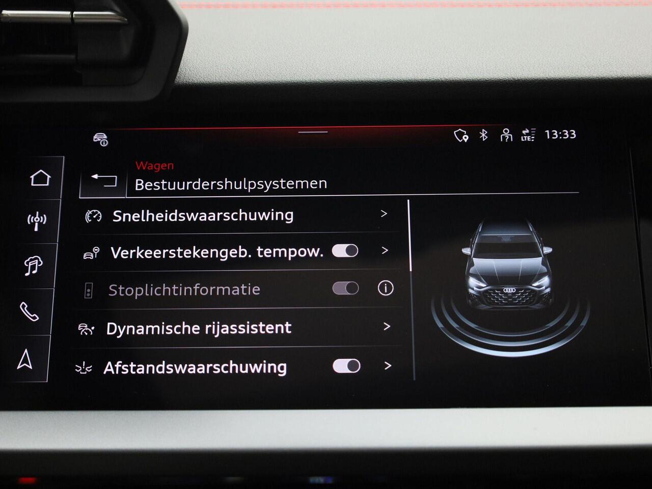 Audi A3 SPORTBACK 45 TFSIe 272PK S Line Competition · Panoramadak · Drive select · Camera + Parkeersensoren · Garantie tot april 2027