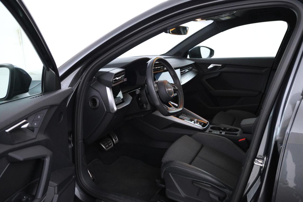 Audi A3 SPORTBACK 30 TDI S edition Automaat, S-3 Look, Virtual, Climate,