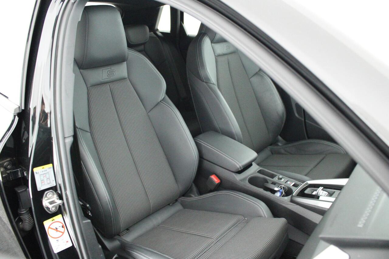 Audi A3 SPORTBACK 40 TFSI e 204pk 2x S-Line Trekhaak Camera Keyless Head-Up Stoelverwarming Virtual Cockpit Navigatie
