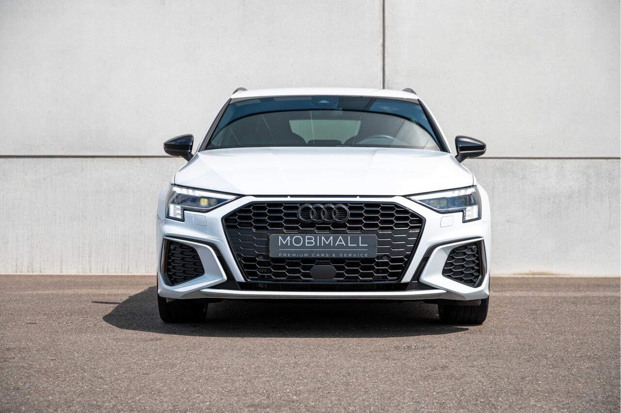 Audi A3 SPORTBACK 35 TFSI S-Line / Dynamic package / Matrix LED