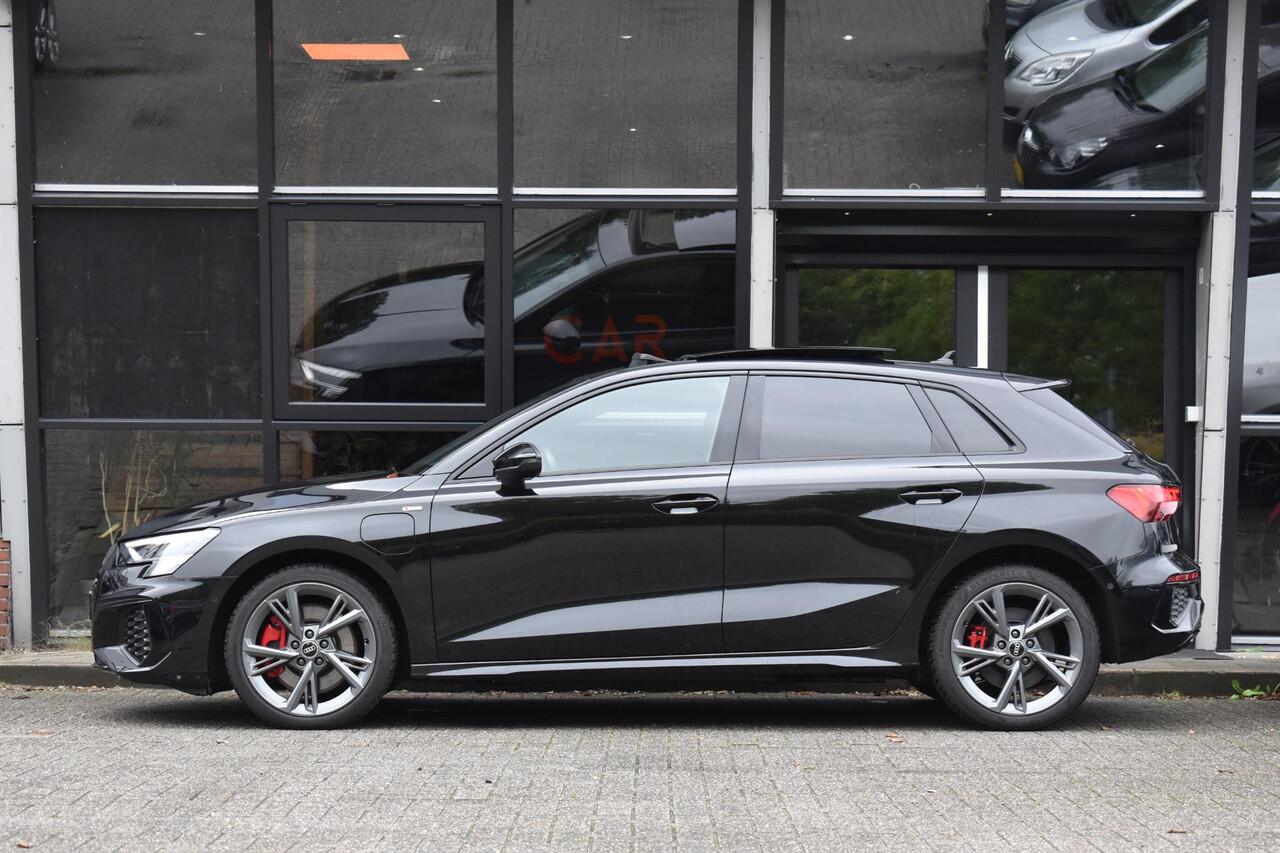Audi A3 SPORTBACK 45 TFSI e Competition 3x S Line Pano Lane ACC Camera Matrix