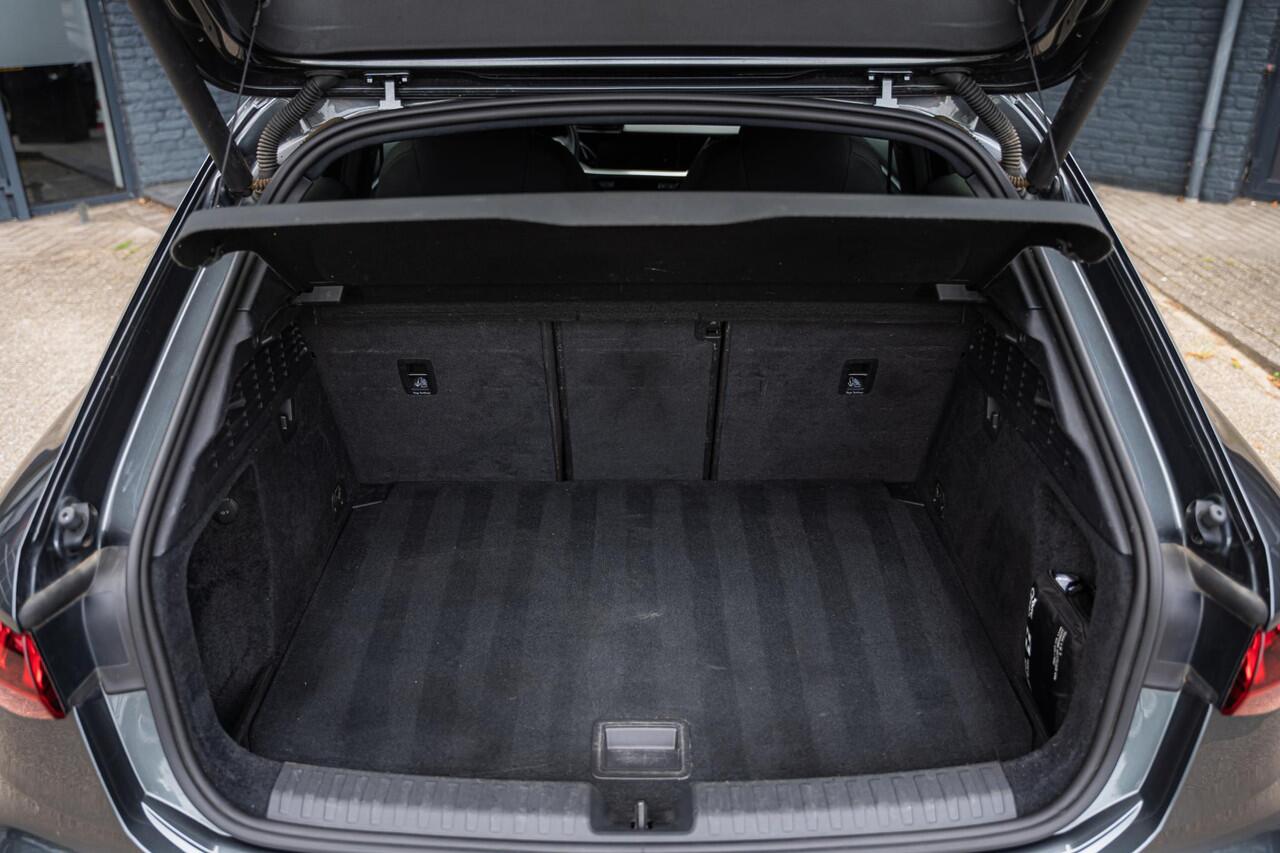 Audi A3 SPORTBACK 40 TFSI e Advanced edition | MATRIX | B&O | HUD | SFEERVERLICHTING | DEALER ONDERHOUDEN