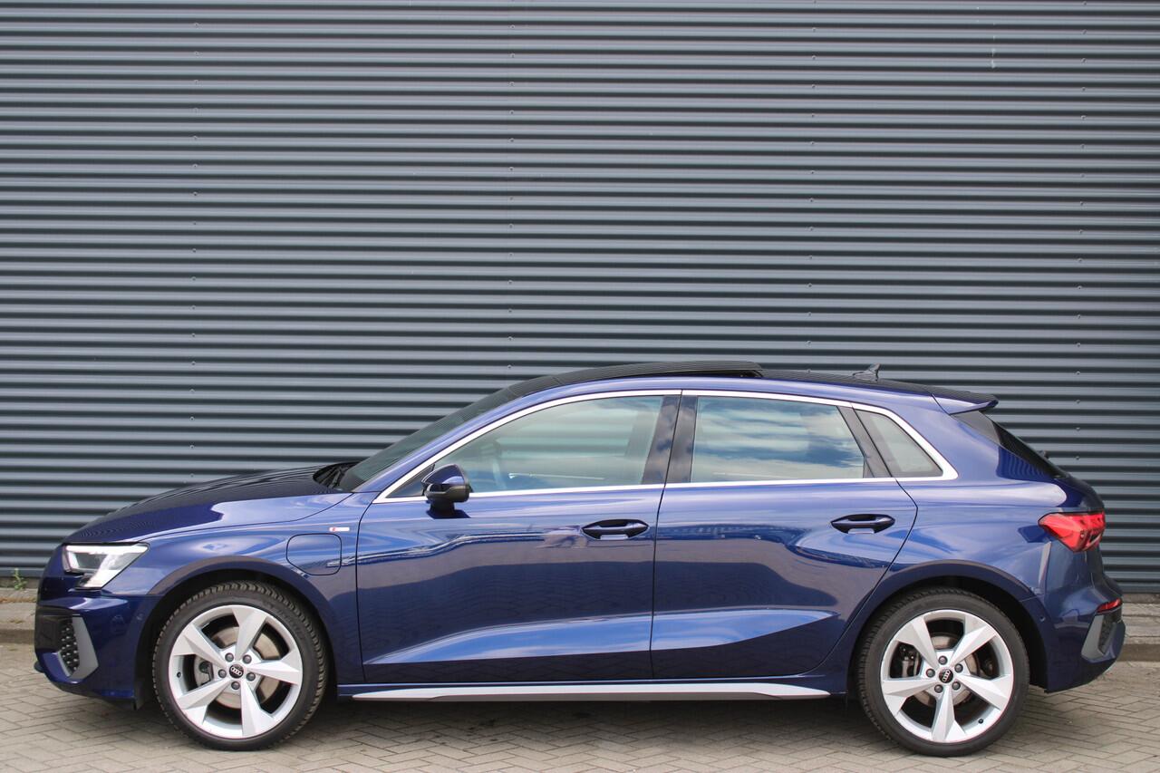 Audi A3 SPORTBACK 40 TFSI e S-Line Panoramadak Adaptive-Cruis Virtual-Cockpit