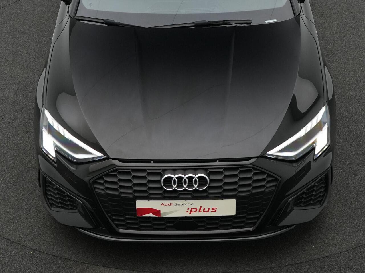 Audi A3 SPORTBACK 35 TFSI 150 pk S-tronic S edition | Matrix LED | Navigatie | Parkeersensoren voor/achter