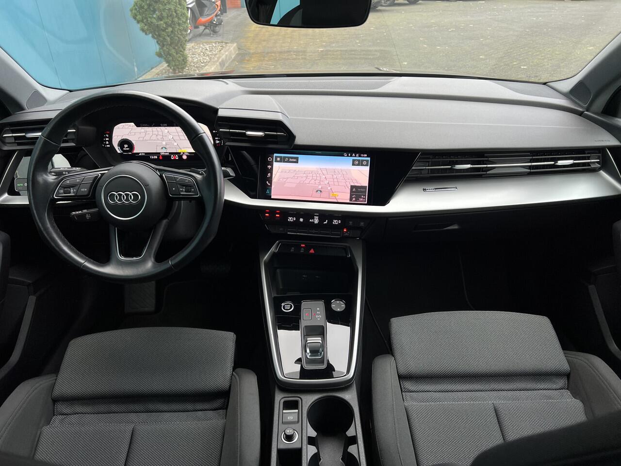 Audi A3 SPORTBACK 30 TFSI Attitude S-tronic AUT. CARPLAY|CRUISE|DIGI.DASHB|NAV|LED|PDC|ECC 1'EIG