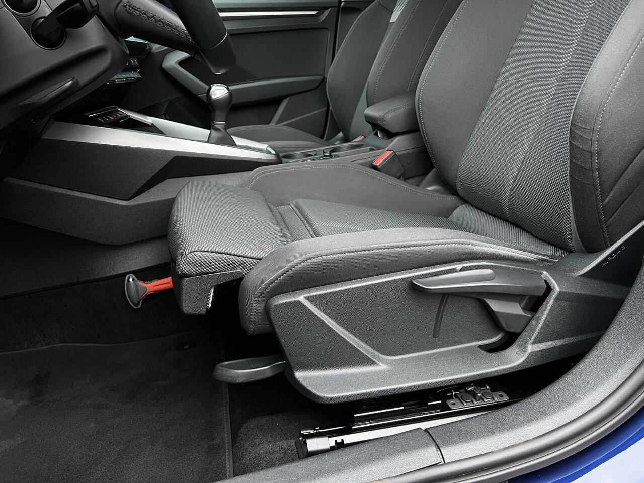 Audi A3 SPORTBACK 30 TFSI Business edition CARPLAY | ADAPT.CRUISE | NAV | DIGI.DASHB | CAM | LED | ECC | 17'LMV