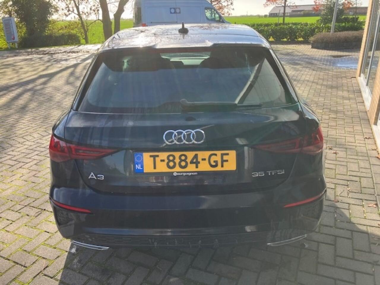 Audi A3 SPORTBACK 35 TFSI S-Line edition