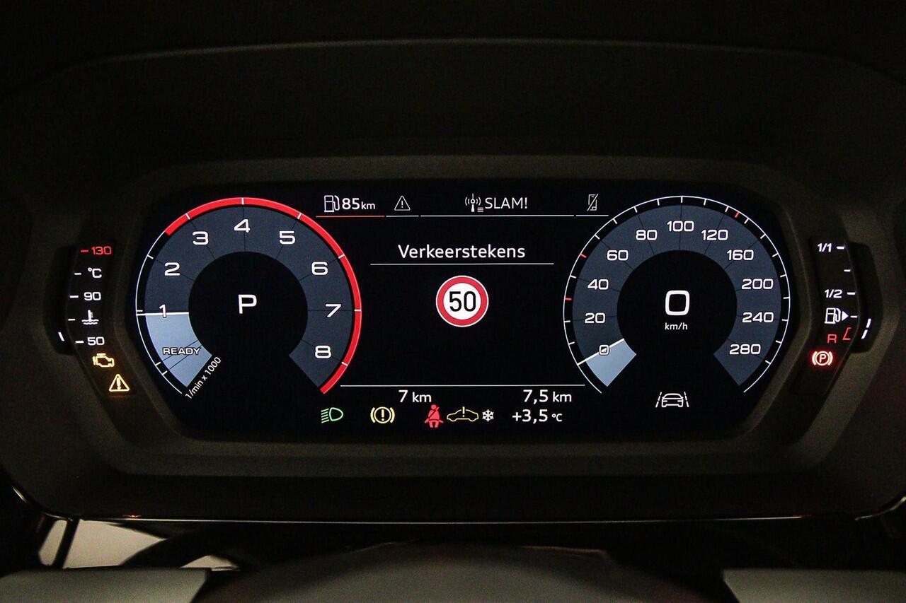 Audi A3 SPORTBACK 30 TFSI AUT | BLACK EDITION | ¤4.000,- KORTING | Sportonderstel - Privacy glas - Sportstoelen