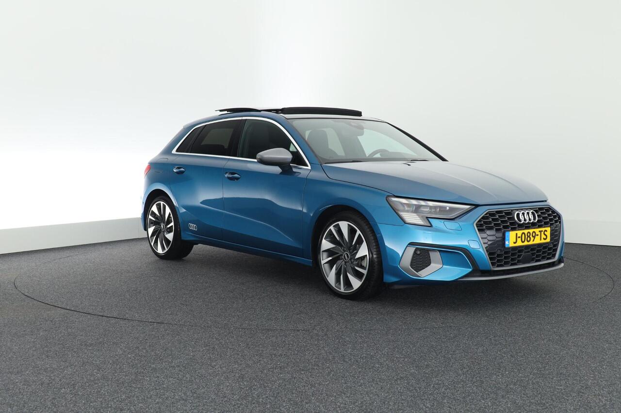 Audi A3 SPORTBACK 35 TFSI 150pk S-Line edition one Panoramadak Stoelverwarming ACC Virtual Cockpit Navigatie