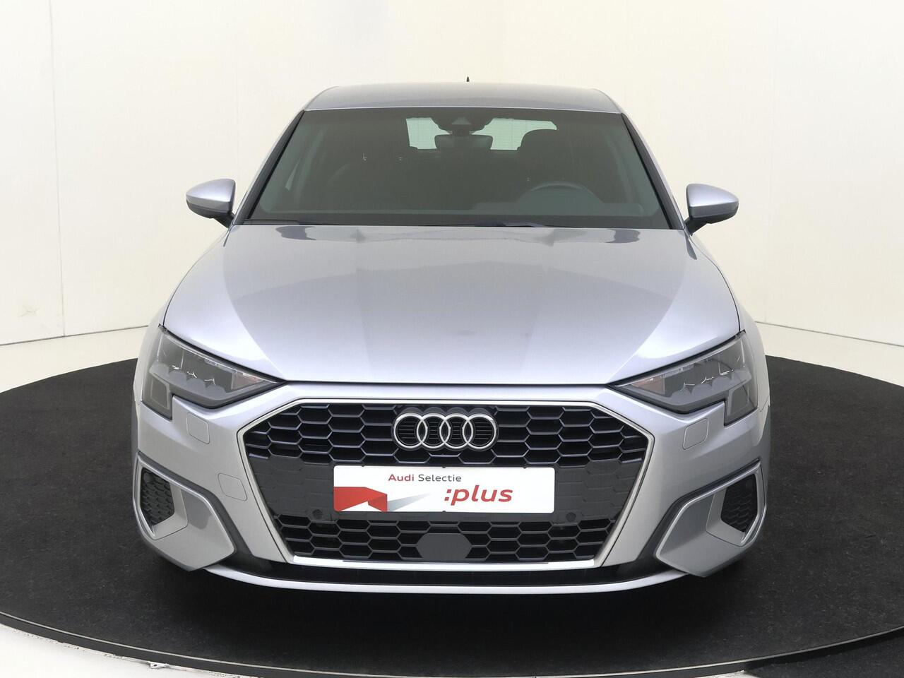 Audi A3 SPORTBACK 40 TFSI e Advanced edition | Trekhaak | Navigatie Plus | Lederen bekleding | Parkeerassistent | Virtual cockpit Plus | Adaptieve cruise control | Keyless | Stoelverwarming |