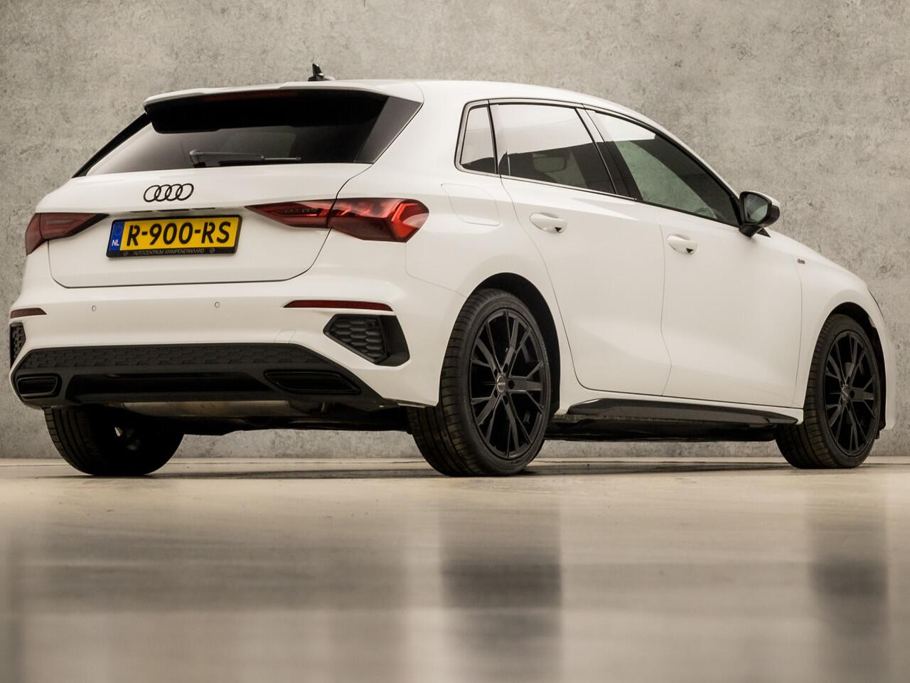 Audi A3 SPORTBACK 30 TFSI S-Line Sport Automaat (3X S-LINE, APPLE CARPLAY, GROOT NAVI, LEDER, ADAPTIVE CRUISE, STOELVERWARMING, SPORTSTOELEN, GETINT GLAS, DAB+, NIEUWE APK, NIEUWSTAAT)