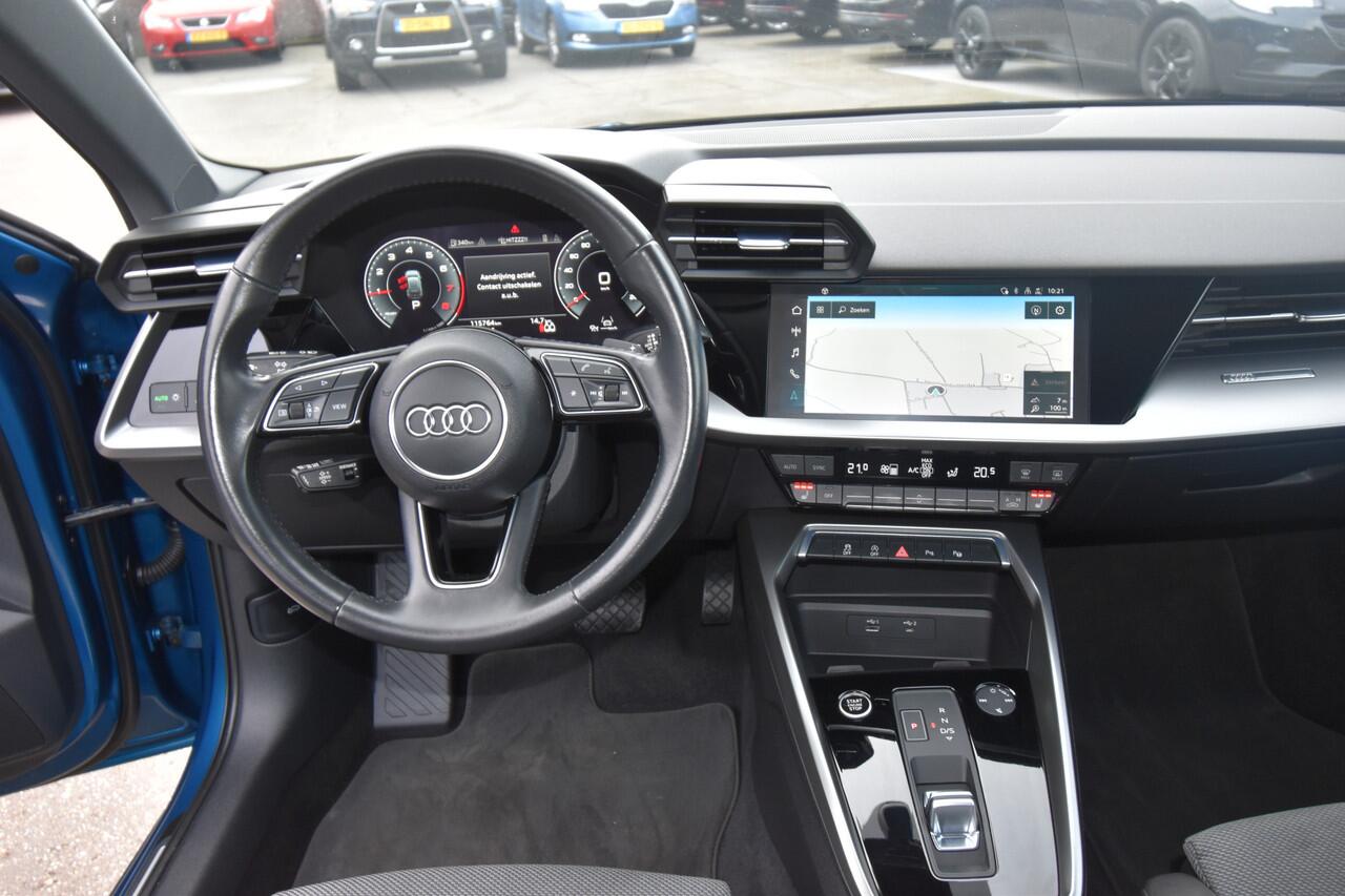 Audi A3 SPORTBACK 35 TFSI Business edition , VIRTUAL COCKPIT , LED KOPL , PDC V+A , NAVI , V ST VERW , CLIMATR ,
