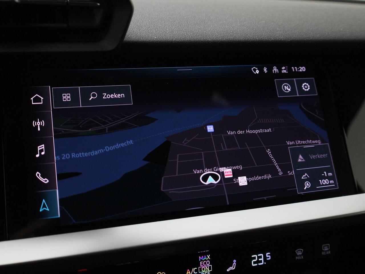 Audi A3 SPORTBACK 30 TFSI/110PK Business edition ·Apple/Android Car Play ·Navigatie · 18'' Velgen · Parkeersensoren ·