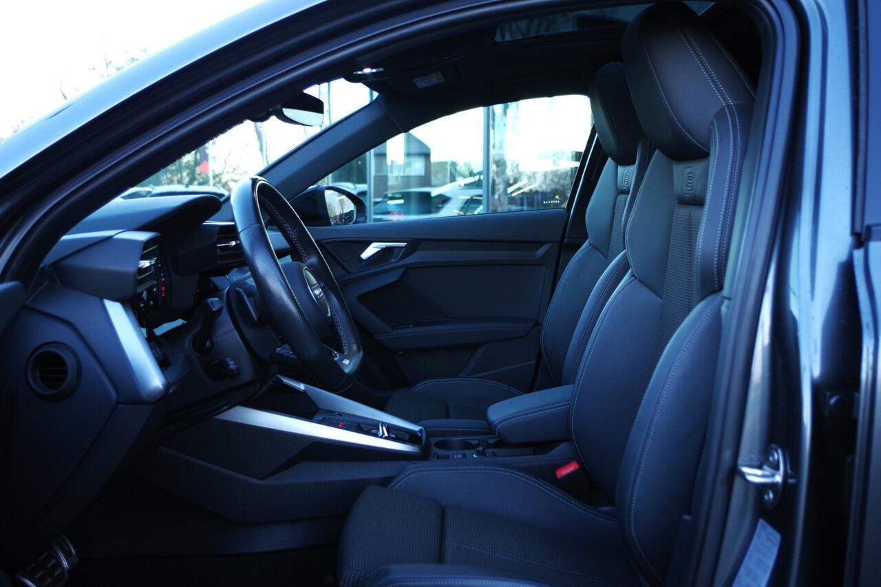 Audi A3 SPORTBACK 40 TFSI e 204 PK S-Line Edition, Panoramadak, Sportstoelen, Camera, Adap. Cruise Control