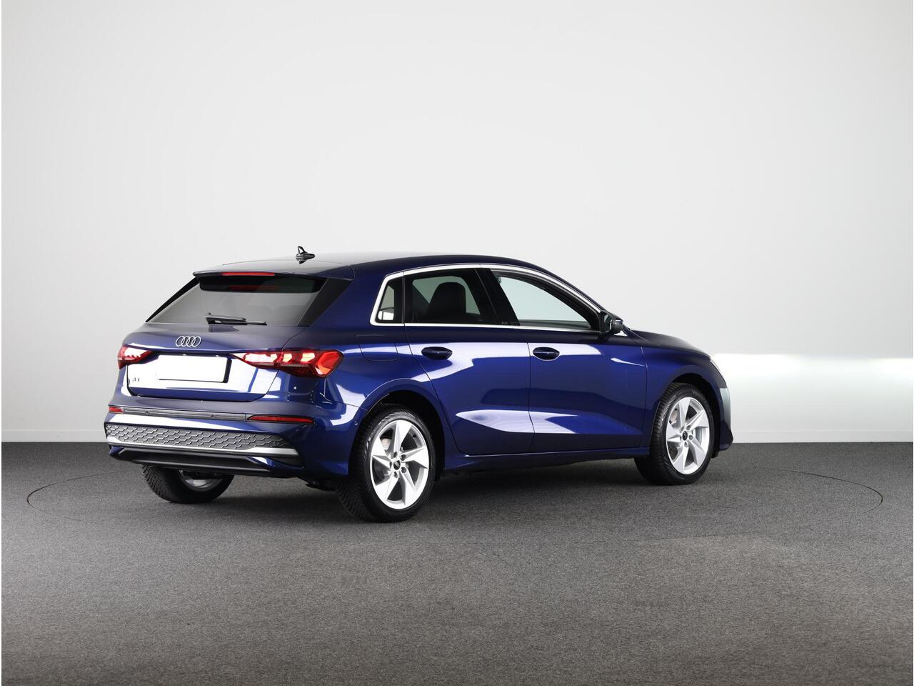 Audi A3 SPORTBACK 40 TFSI e Advanced edition 204pk | Verlengde garantie | Navigatie | Extra getint glas | Verwarmbare voorstoelen