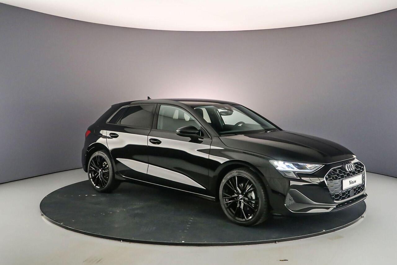 Audi A3 SPORTBACK 30 TFSI AUT | BLACK EDITION | ¤4.000,- KORTING | Sportonderstel - Privacy glas - Sportstoelen