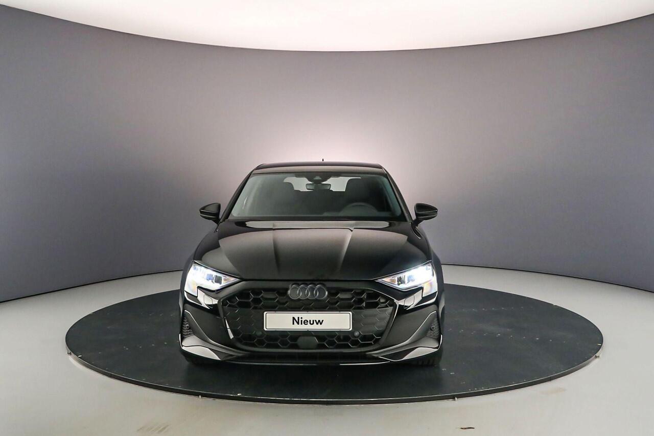 Audi A3 SPORTBACK 30 TFSI AUT | BLACK EDITION | ¤4.000,- KORTING | Sportonderstel - Privacy glas - Sportstoelen