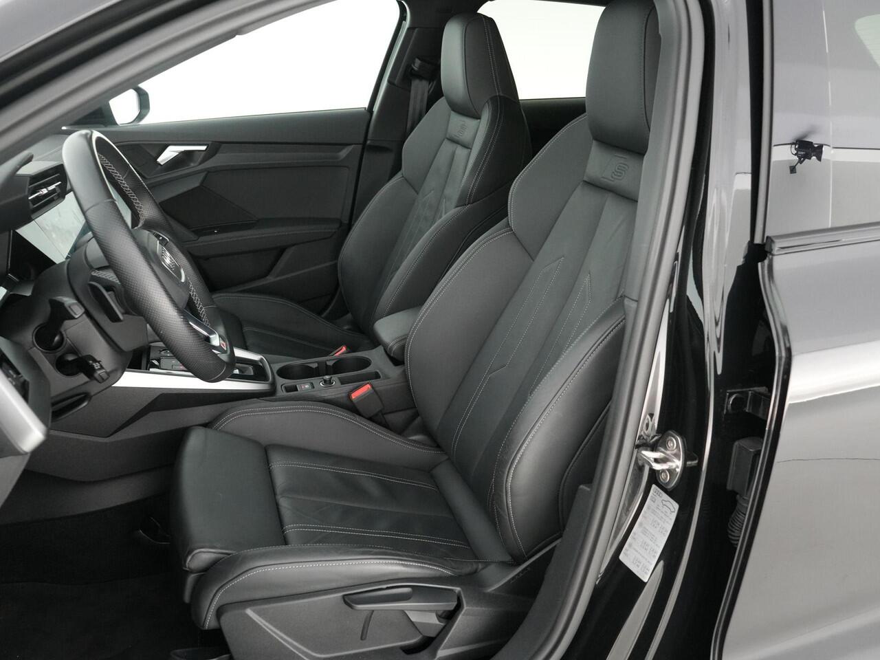 Audi A3 SPORTBACK 40 TFSI e S-Line 204pk Business edition |BTW-auto|dealer onderhouden|S-Line|lederen stoelen|virtual cockpit|ACC|drive select|black pakket|LED|stoelverwarming|18"|