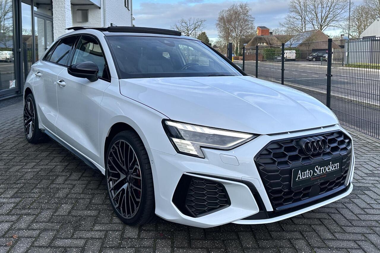 Audi A3 SPORTBACK 45 TFSIe S-Line Black Pano Leder Matrix B&O Sfeer