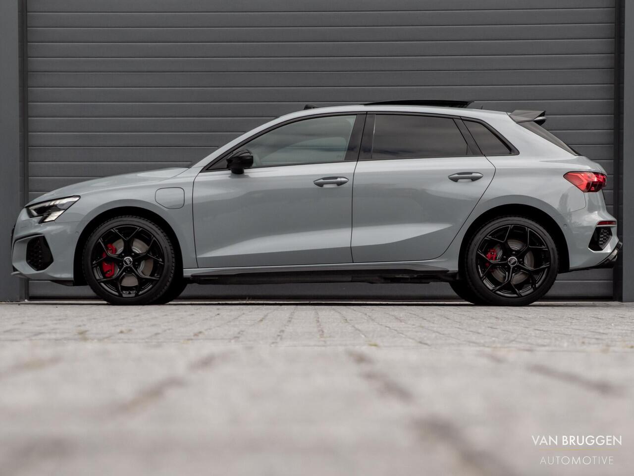 Audi A3 SPORTBACK 45 TFSI e S-Line Pano S3 B&O Carbon Sfeer ACC BTW Matrix