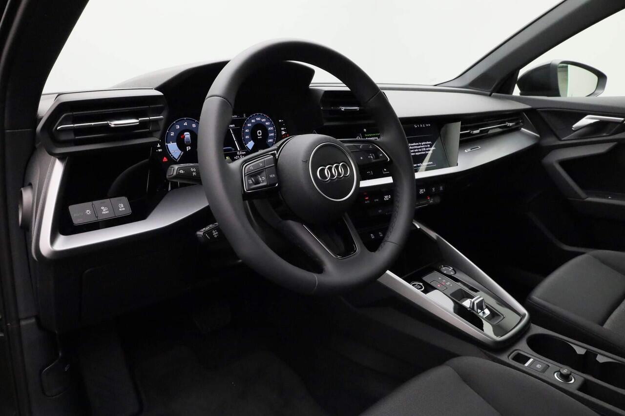 Audi A3 SPORTBACK 30 TFSI 110 pk S-tronic Pro Line | Parkeersensoren achter | Cruise Control | Apple Carplay / Android Auto