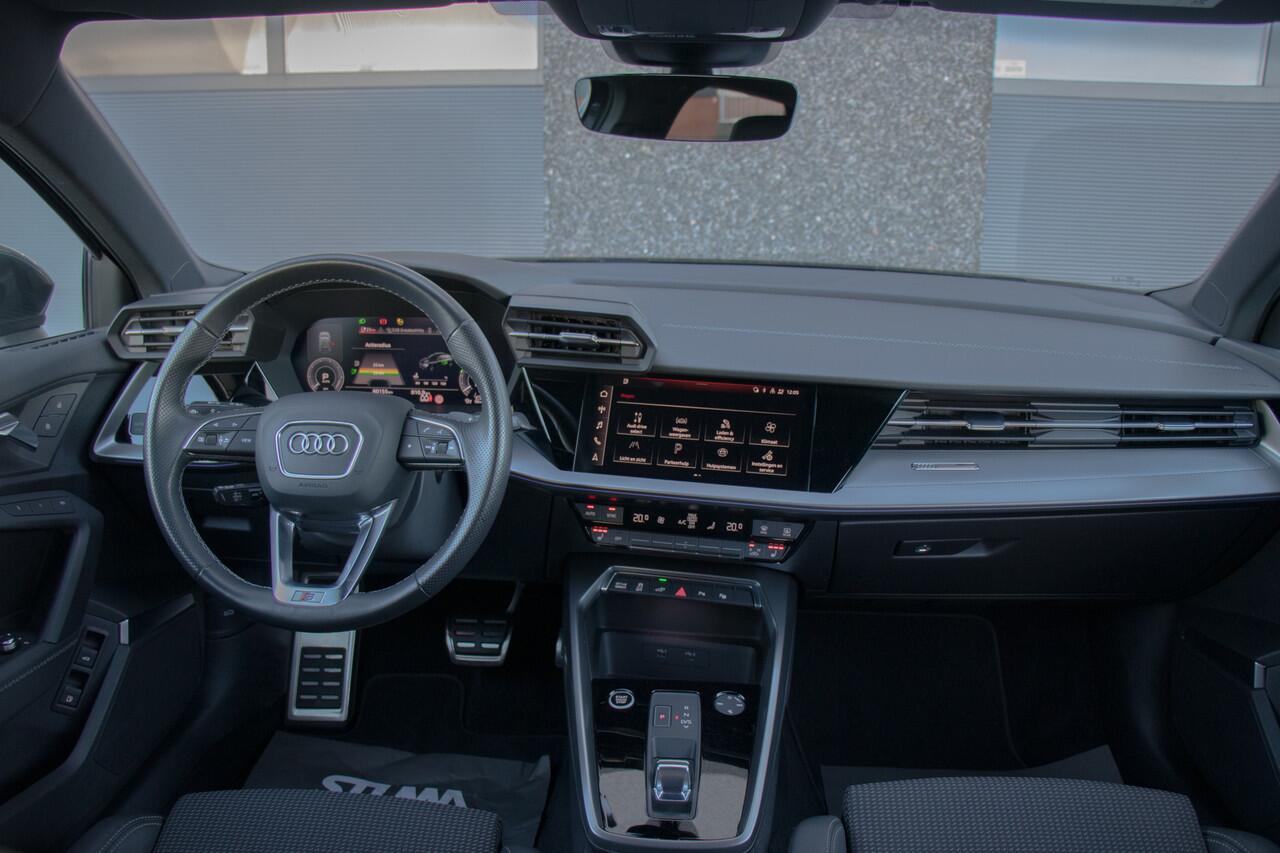 Audi A3 SPORTBACK 45 TFSI e S edition Competition | BTW | S-Line | Matrix LED | B&O Audio | Keyless | Camera | Virtual | DAB | B&O Audio | Carplay | Leder | Memory Seats | ACC | Sfeer | 245 PK | Dealer Onderhouden | Garantie
