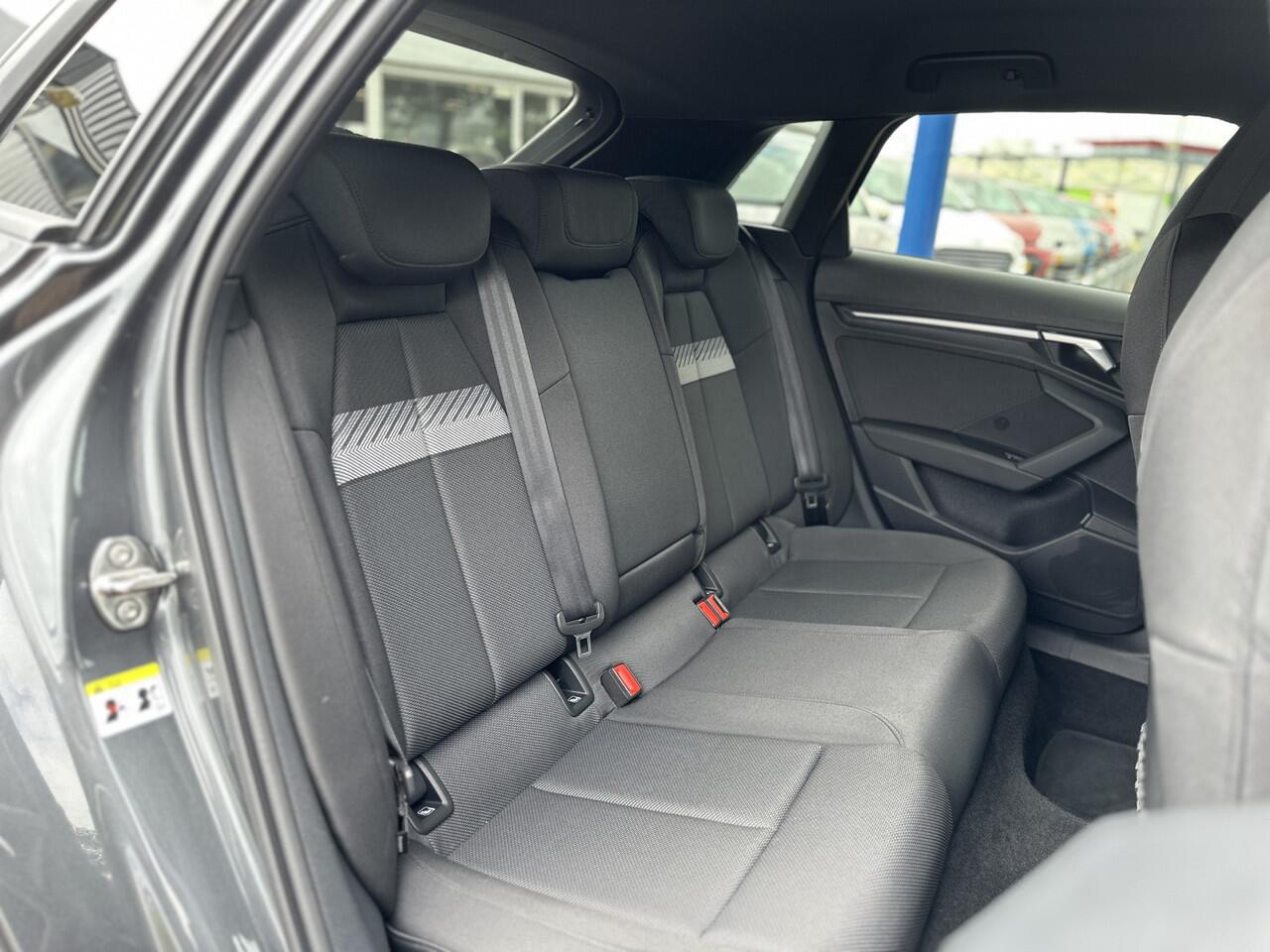 Audi A3 SPORTBACK 35 TFSI S-Line |150PK|ACC|VIRTUAL DASH|ST VWM|CARPLAY|19"LM VELGEN