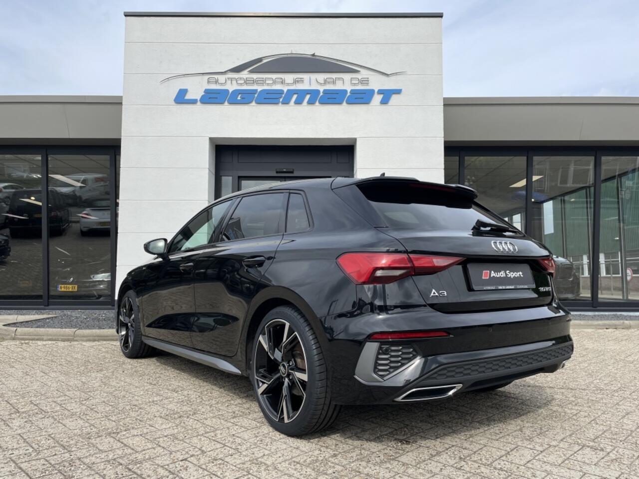 Audi A3 SPORTBACK A3 30 1.0 TFSI Sportback S line Digitaal Dash