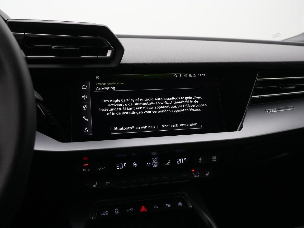 Audi A3 SPORTBACK 40 TFSI e 204 pk S-tronic Advanced edition | Stoelverwarming | Navigatie | Parkeersensoren voor/achter