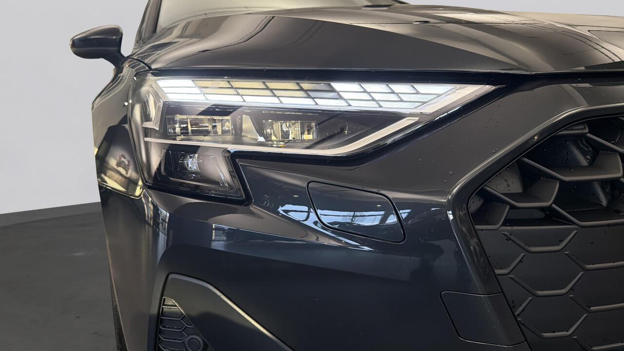 Audi A3 SPORTBACK 40 TFSI e 204Pk Advanced Edition / Stoelverwarming / Achteruitrijcamera / Parkeerhulp Plus