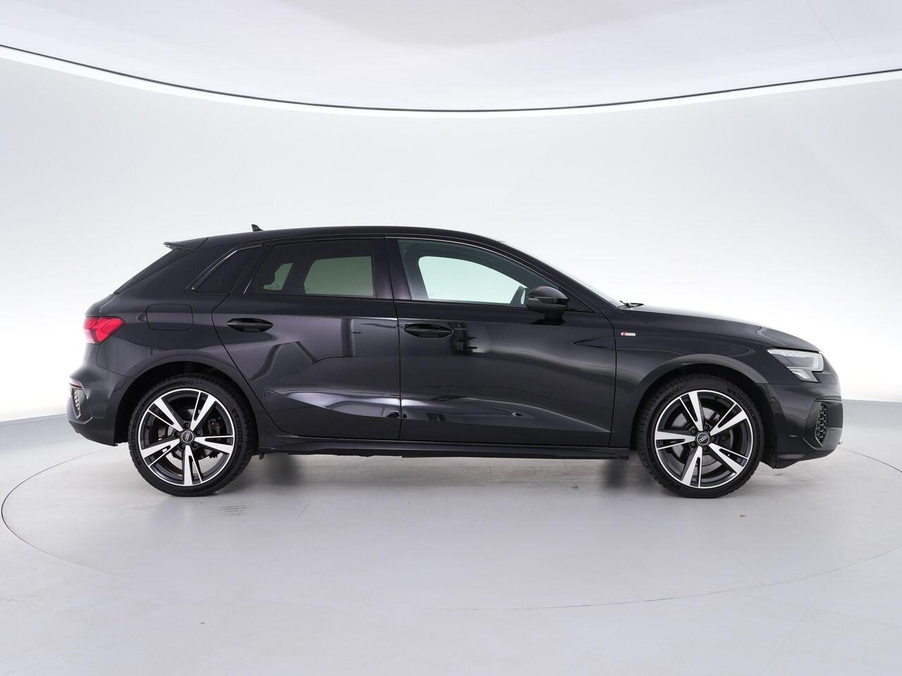 Audi A3 SPORTBACK 40 TFSI e S-Line 204pk Business edition |BTW-auto|dealer onderhouden|S-Line|lederen stoelen|virtual cockpit|ACC|drive select|black pakket|LED|stoelverwarming|18"|