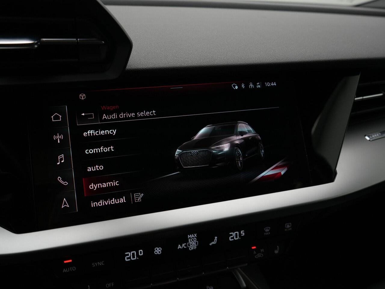 Audi A3 SPORTBACK 45 TFSI e 245 pk S-tronic Advanced edition / S-Line | Panoramadak | Leder | Stoelverwarming | Navigatie | Parkeersensoren voor/achter