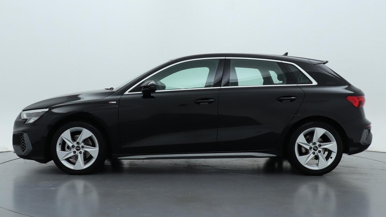 Audi A3 SPORTBACK 30 TFSI 110Pk S Edition / Audi Sound / Hold assist / PDC Achter