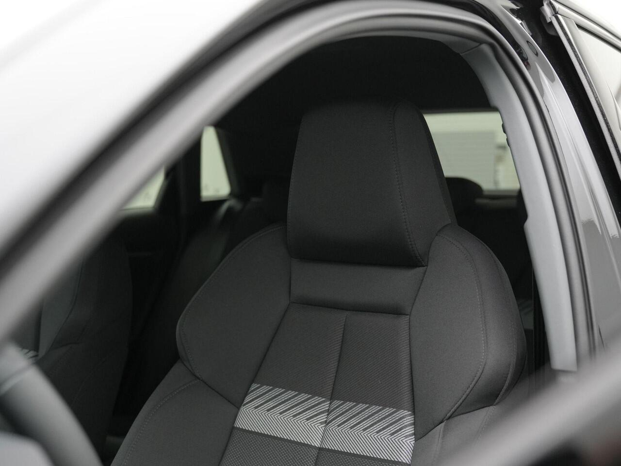 Audi A3 SPORTBACK 40 TFSI e 204 pk S-tronic Advanced edition | Navigatie | Stoelverwarming | Parkeersensoren voor/achter