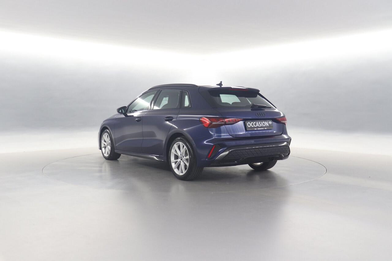 Audi A3 SPORTBACK 30 TFSI 115pk S-Line Edition S-Tronic / Navigatie / Adaptive Cruise Control / Parkeersensoren