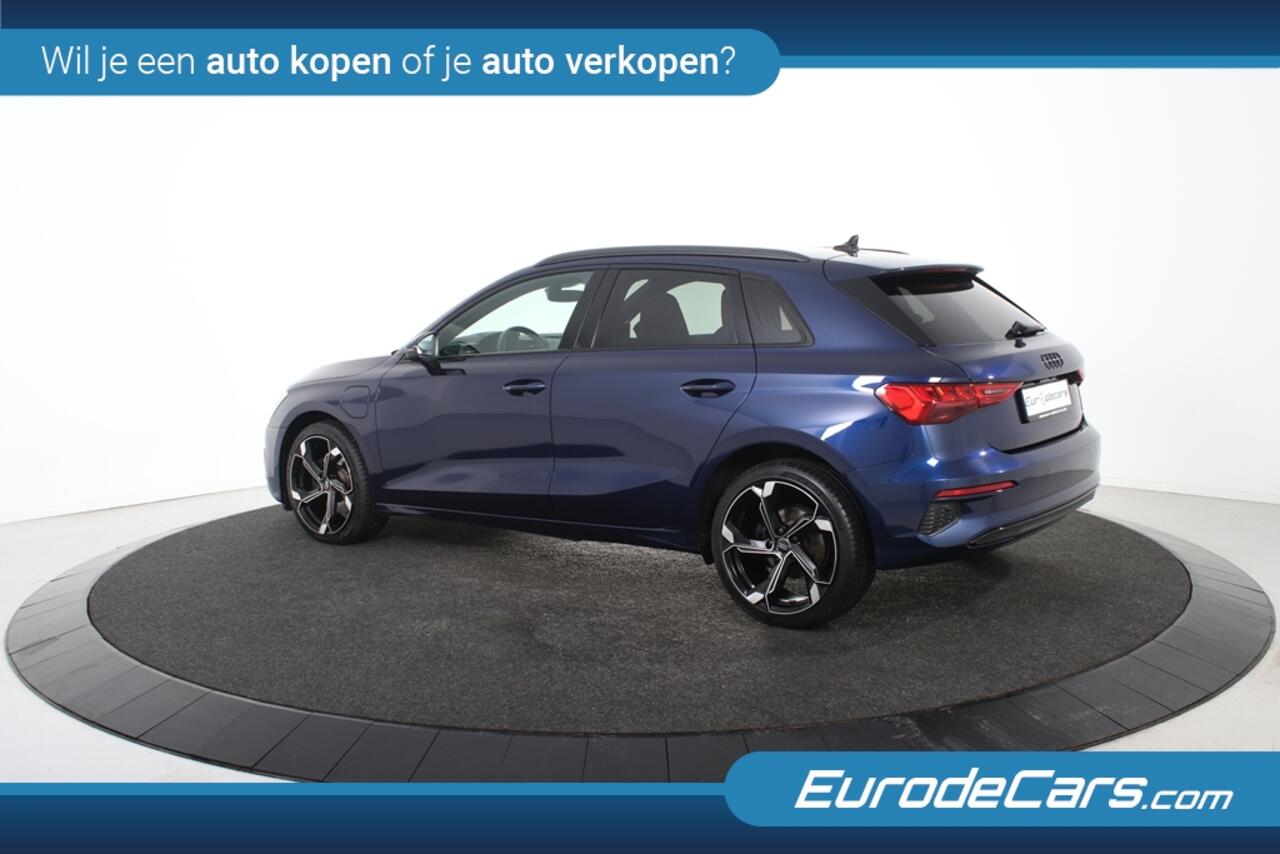 Audi A3 SPORTBACK 40 TFSI e Sport *1ste Eigenaar*Navigatie*Stoelverwarming*Ambiente*