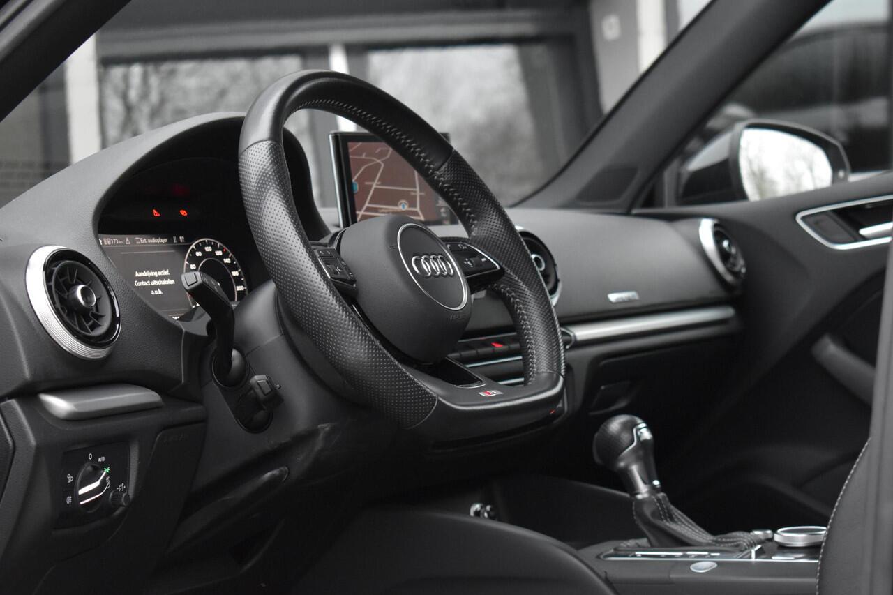 Audi A3 SPORTBACK 40 e-tron Advance Sport S-line Lane ACC Trekhaak