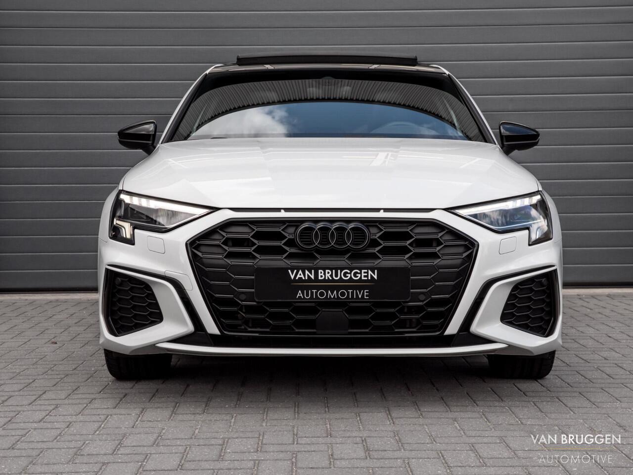 Audi A3 SPORTBACK 45 TFSI e S-Line Pano RS-Stoelen B&O Sfeer S3 BTW ACC Camera