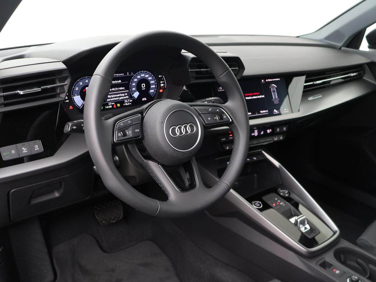 Audi A3 SPORTBACK 35 TFSI Advanced edition | 150 PK | Automaat | LED verlichting | Elek. bedienbare achterklep | Verwarmde voorstoelen |