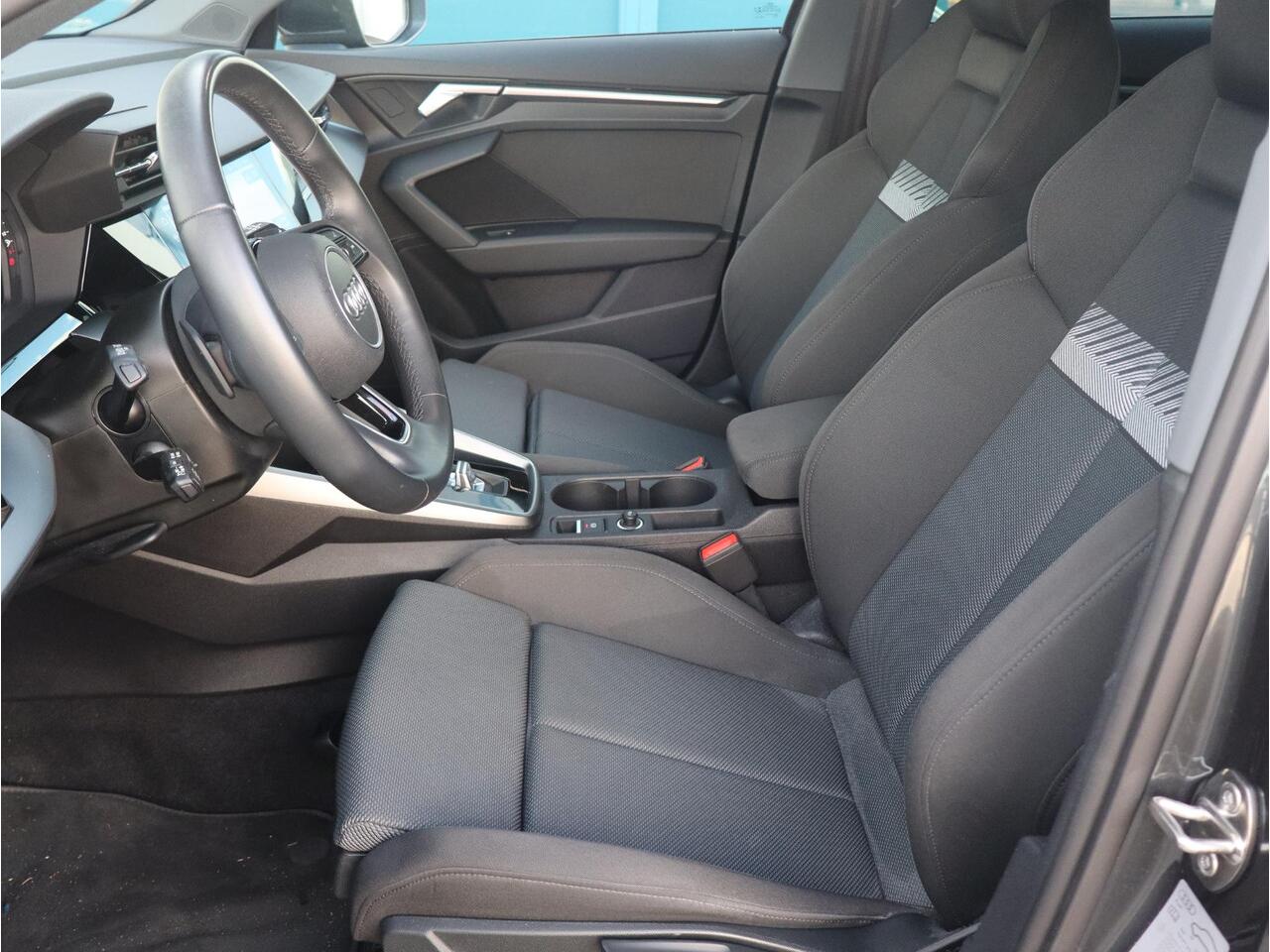 Audi A3 SPORTBACK Advanced Edition 30 TFSI AUTOMAAT | NAVI | FULL-LED | VIRTUAL COCKPIT |