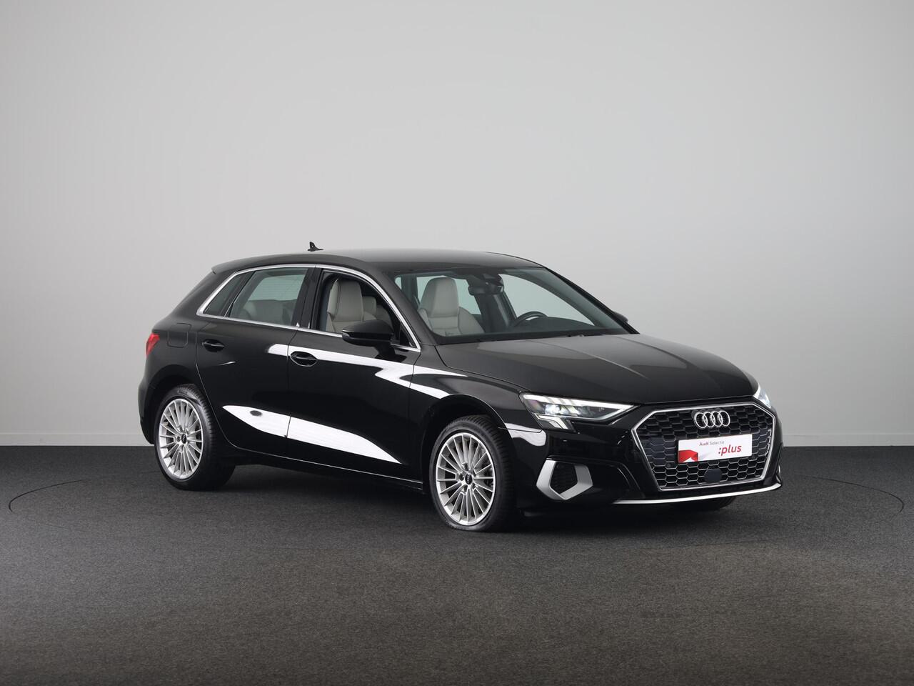 Audi A3 SPORTBACK 35 TFSI Business edition 150 pk S-tronic | Navigatie | Parkeersensoren achter | Adaptieve cruise control | Lederen bekleding | Apple Carplay/Android Auto |