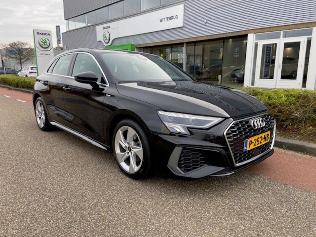 Audi A3 SPORTBACK 35 TFSI S edition / NAVI / APP.Connect / 17"LMV