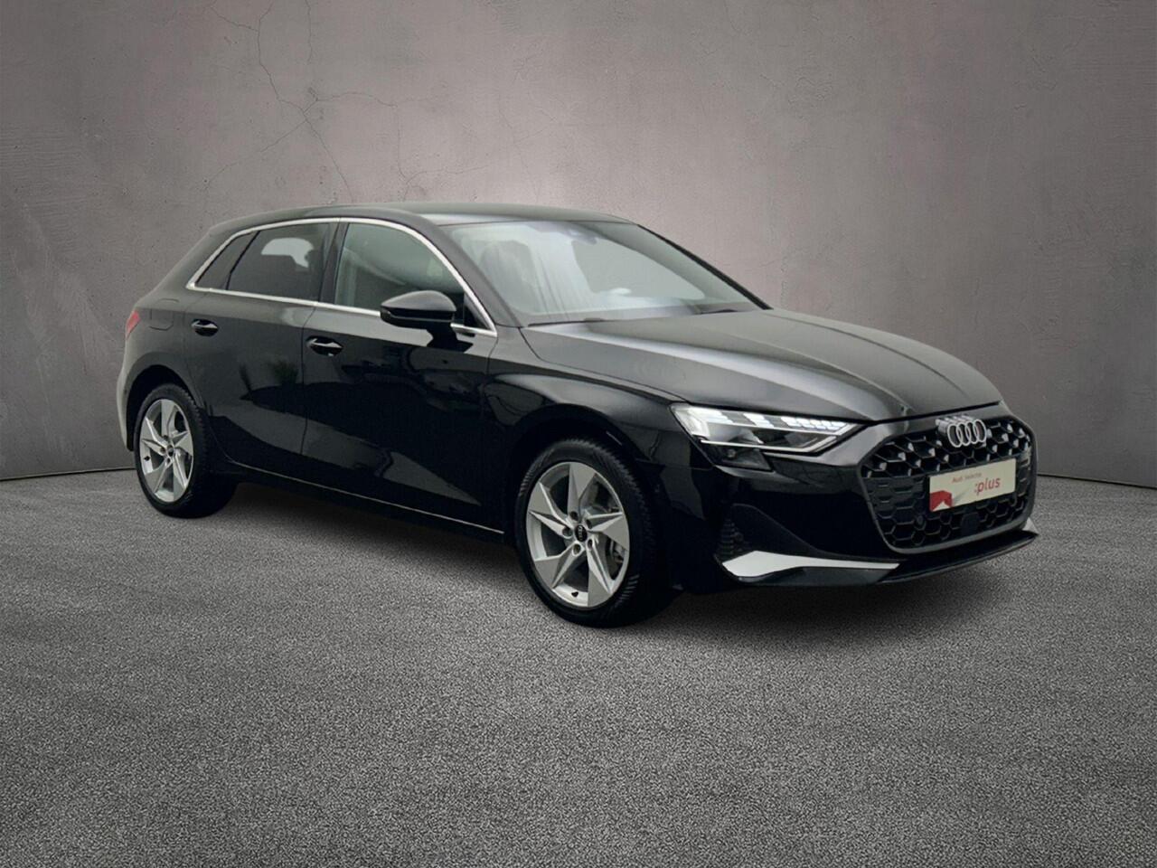 Audi A3 SPORTBACK 40 TFSI e 204PK Advanced edition | Stoelverwarming | LED | Achterruitrijcamera | Adaptive-Cruise | Smartphone-Interface | Privacy-Glass |