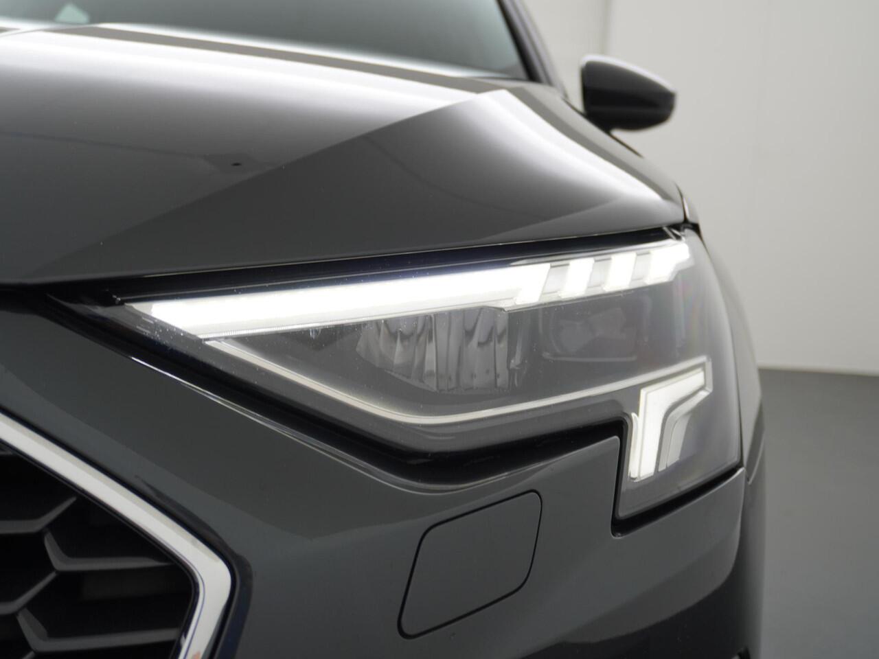 Audi A3 SPORTBACK 35 TFSI Advanced edition 1.5 TFSi | NL Auto | 17" LMV | Adaptive Cruise | Navigatie