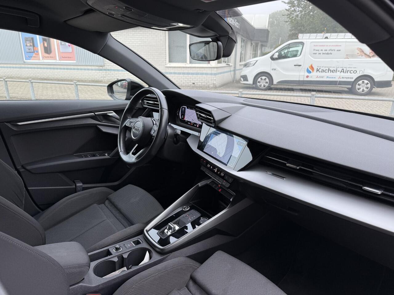 Audi A3 SPORTBACK 30 TFSI Aut. Advanced ed. | Virtual | ALU | Navi | ECC | Carplay |