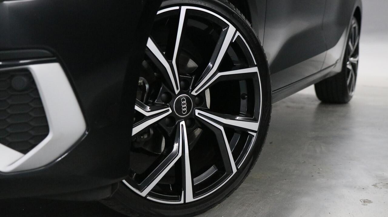 Audi A3 SPORTBACK 30 TFSI 110pk Advanced edition S-Tronic / Navigatie / Parkeersensoren