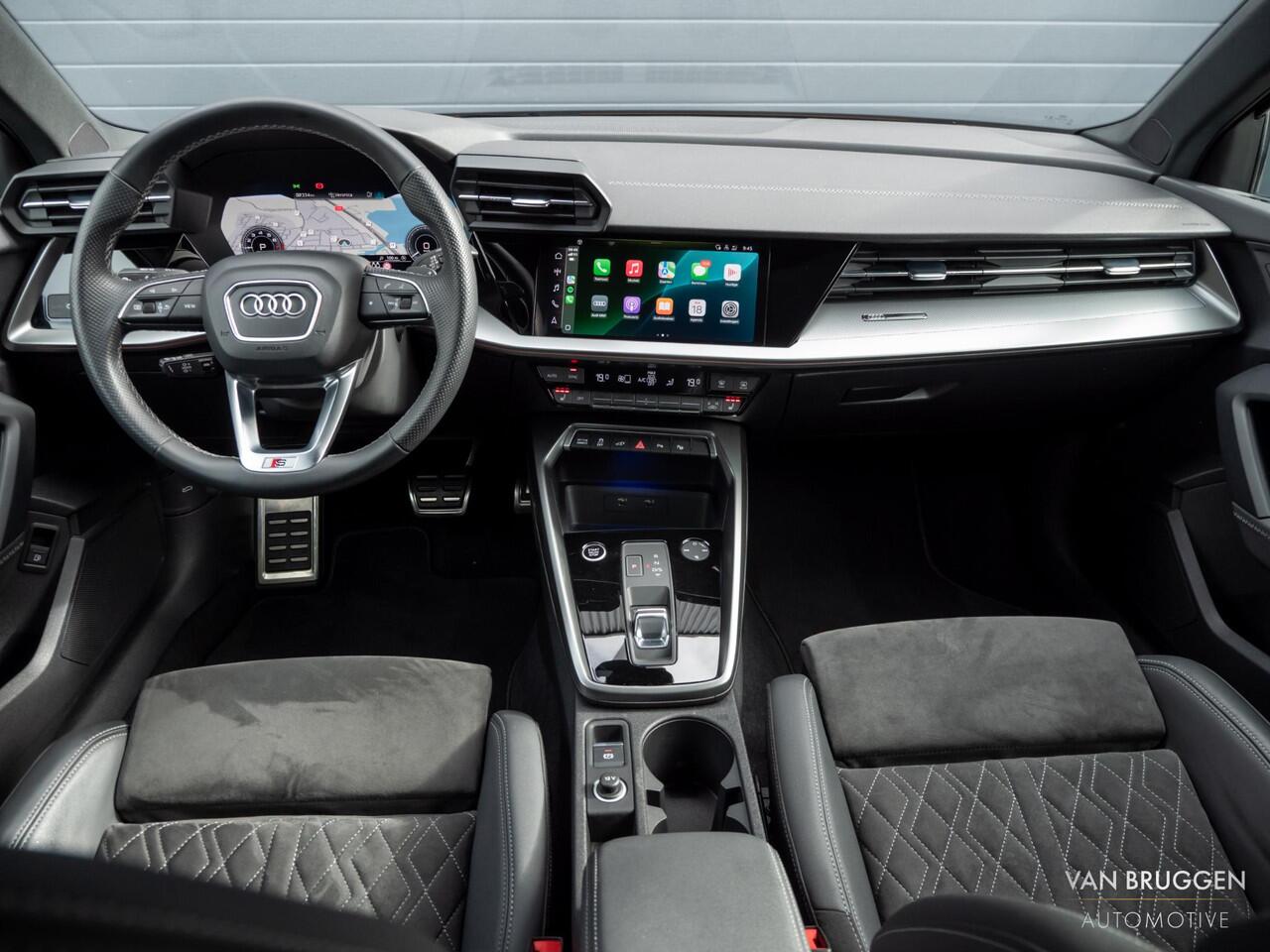 Audi A3 SPORTBACK 40 TFSI E S-Line Pano RS-Stoelen Sfeer BTW ACC