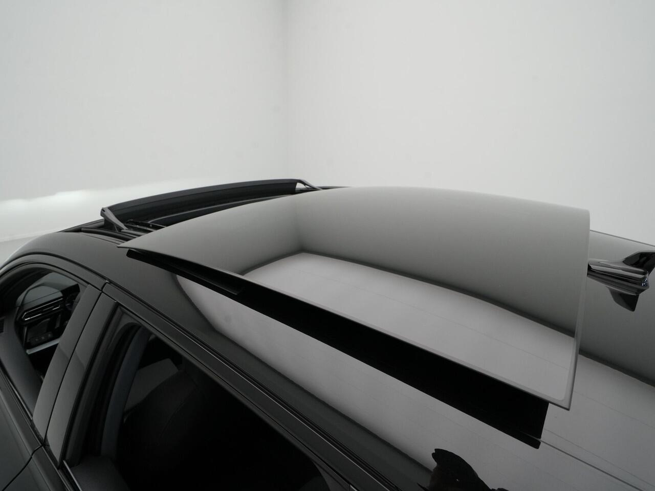 Audi A3 SPORTBACK 40 TFSI e 204pk Advanced edition Panorama Navigatie Stoelverwarming Parkassist Pdc A0cc 83