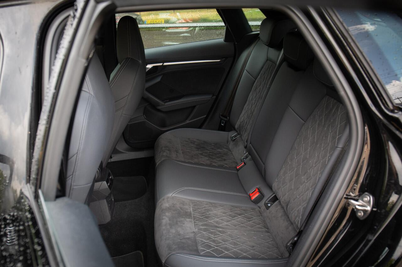 Audi A3 SPORTBACK 35 TFSI S edition S line , Supersportstoelen, Schakelflippers, Virtual cockpit,