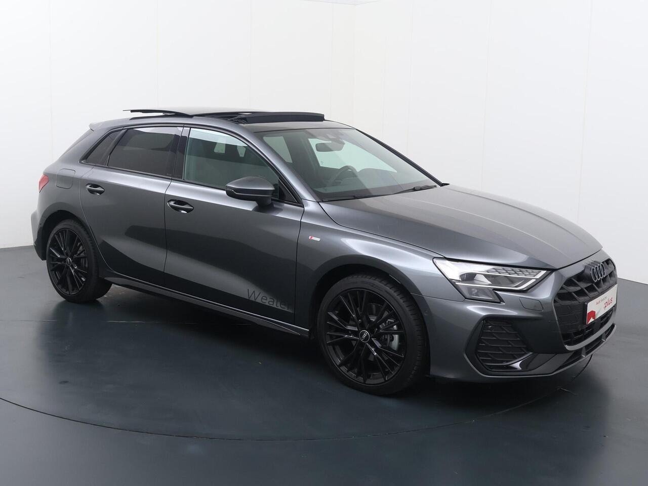 Audi A3 SPORTBACK 40 TFSI e S edition 204 pk S-tronic | Panoramadak | Adaptieve Cruise Control | Sfeerverlichting | Camera | Inklapbare spiegels | Stoelverwarming |